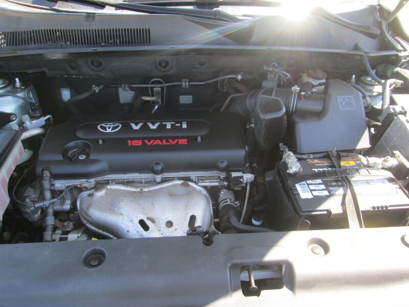 2008 Toyota RAV4   - Photo 36 - Pleasant Valley, MO 64068
