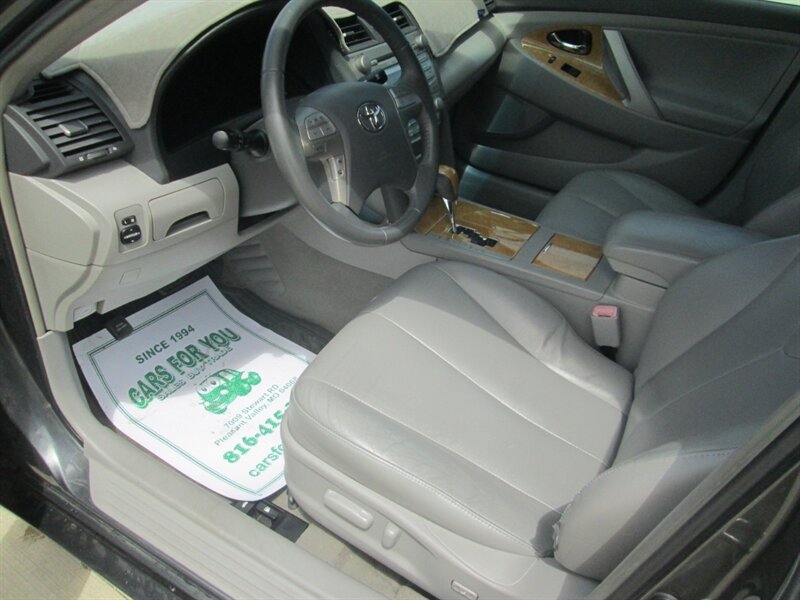 2007 Toyota Camry   - Photo 9 - Pleasant Valley, MO 64068