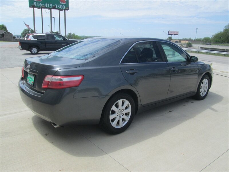 2007 Toyota Camry   - Photo 5 - Pleasant Valley, MO 64068