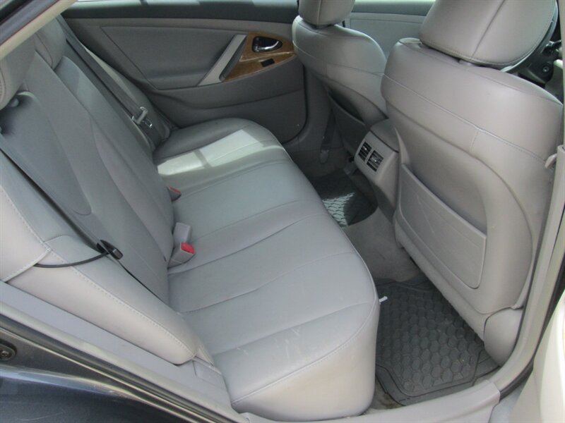 2007 Toyota Camry   - Photo 17 - Pleasant Valley, MO 64068