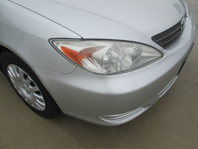 2002 Toyota Camry LE   - Photo 28 - Pleasant Valley, MO 64068