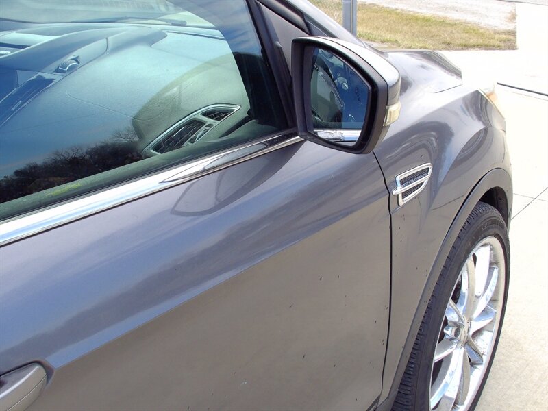 2013 Ford Escape Titanium - Photo 30 - Pleasant Valley, MO 64068