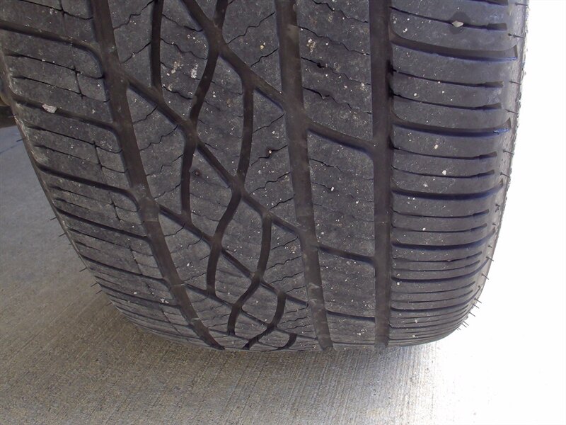 2013 Ford Escape Titanium - Photo 34 - Pleasant Valley, MO 64068