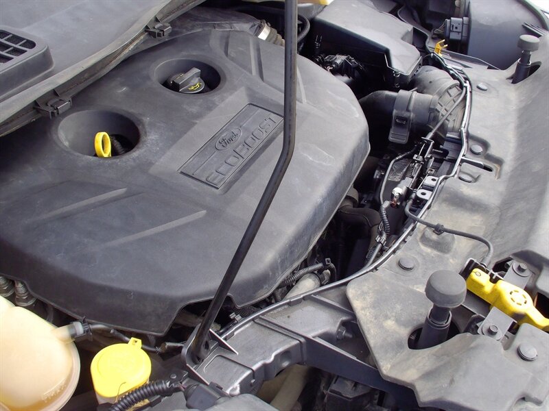 2013 Ford Escape Titanium - Photo 36 - Pleasant Valley, MO 64068