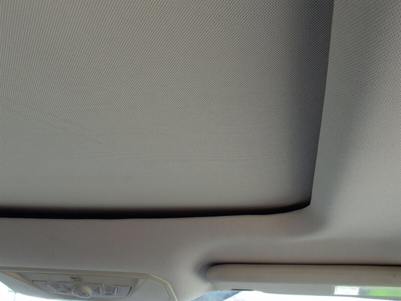 2013 Ford Escape Titanium - Photo 21 - Pleasant Valley, MO 64068