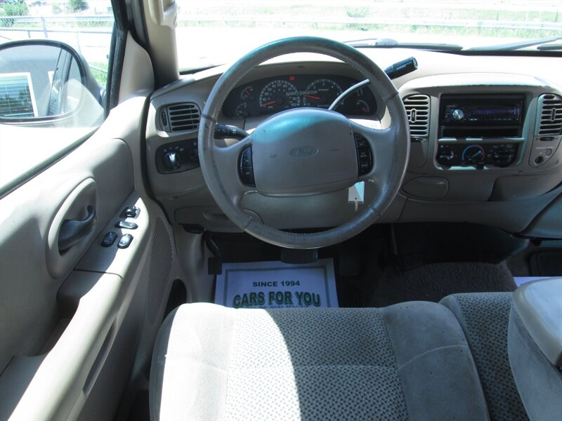 2001 Ford F-150 XLT   - Photo 18 - Pleasant Valley, MO 64068