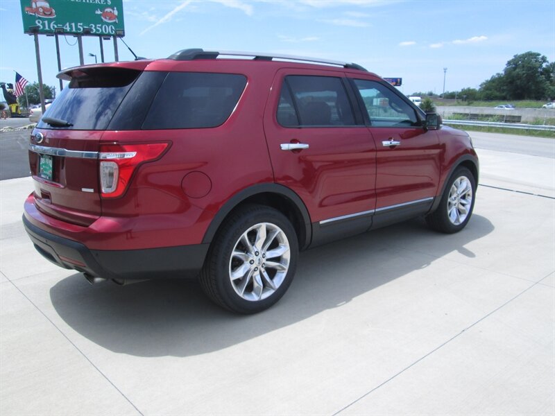 2013 Ford Explorer Limited   - Photo 5 - Pleasant Valley, MO 64068
