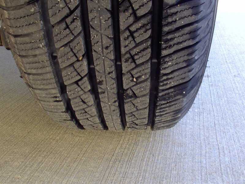 2013 Ford Explorer XLT   - Photo 34 - Pleasant Valley, MO 64068