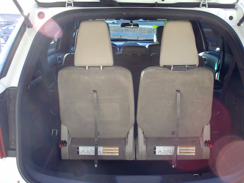 2013 Ford Explorer XLT   - Photo 22 - Pleasant Valley, MO 64068