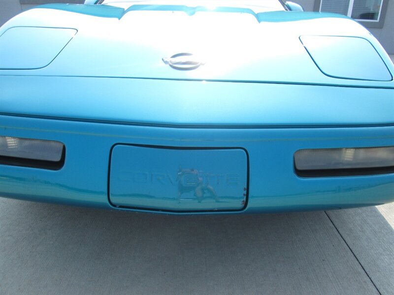 1994 Chevrolet Corvette   - Photo 15 - Pleasant Valley, MO 64068