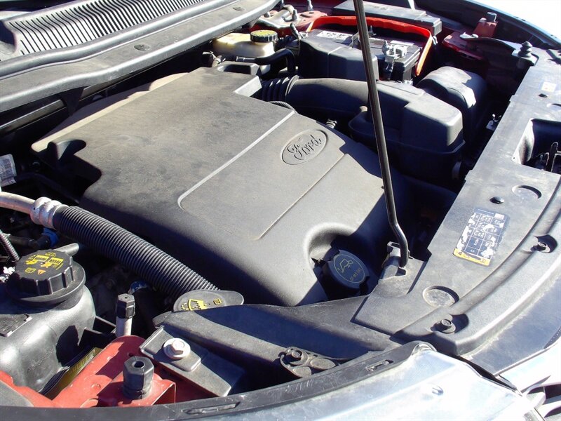 2016 Ford Explorer XLT - Photo 38 - Pleasant Valley, MO 64068