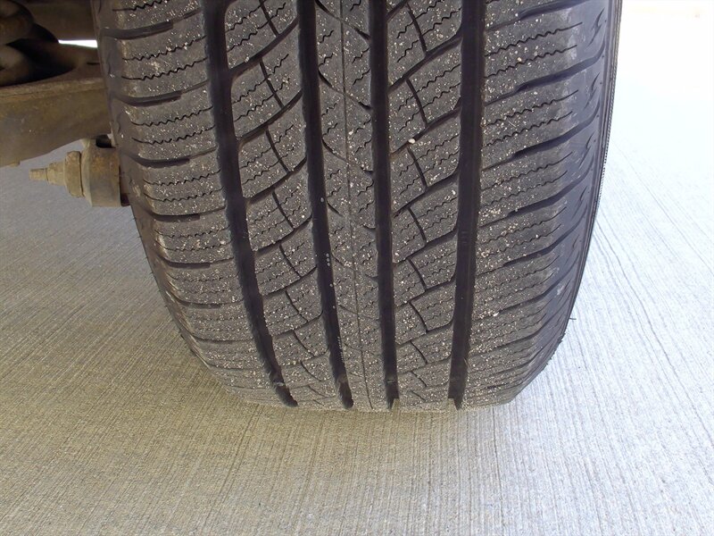 2016 Ford Explorer XLT - Photo 36 - Pleasant Valley, MO 64068