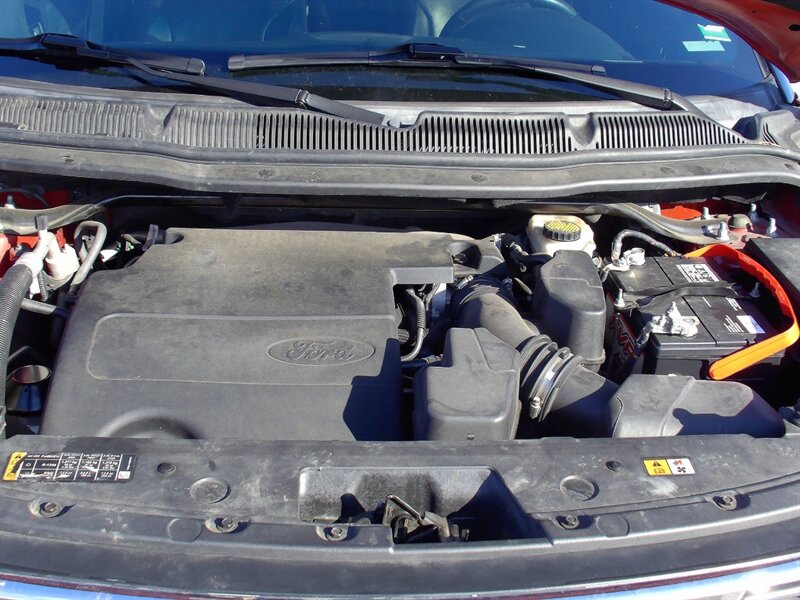 2016 Ford Explorer XLT - Photo 37 - Pleasant Valley, MO 64068