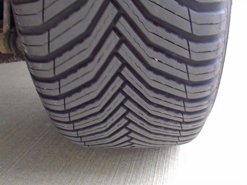 2017 Ford Escape SE - Photo 33 - Pleasant Valley, MO 64068