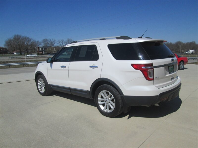 2014 Ford Explorer XLT   - Photo 7 - Pleasant Valley, MO 64068