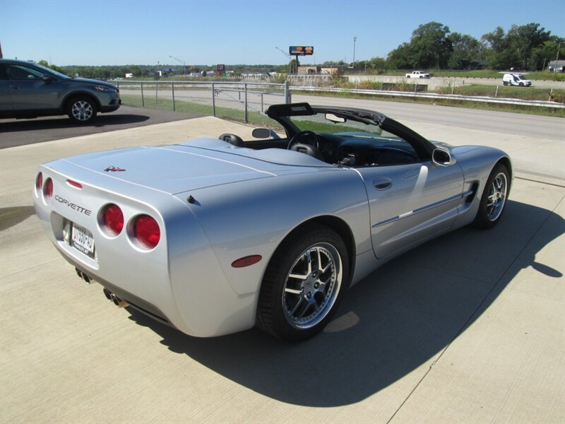 2000 Chevrolet Corvette   - Photo 7 - Pleasant Valley, MO 64068