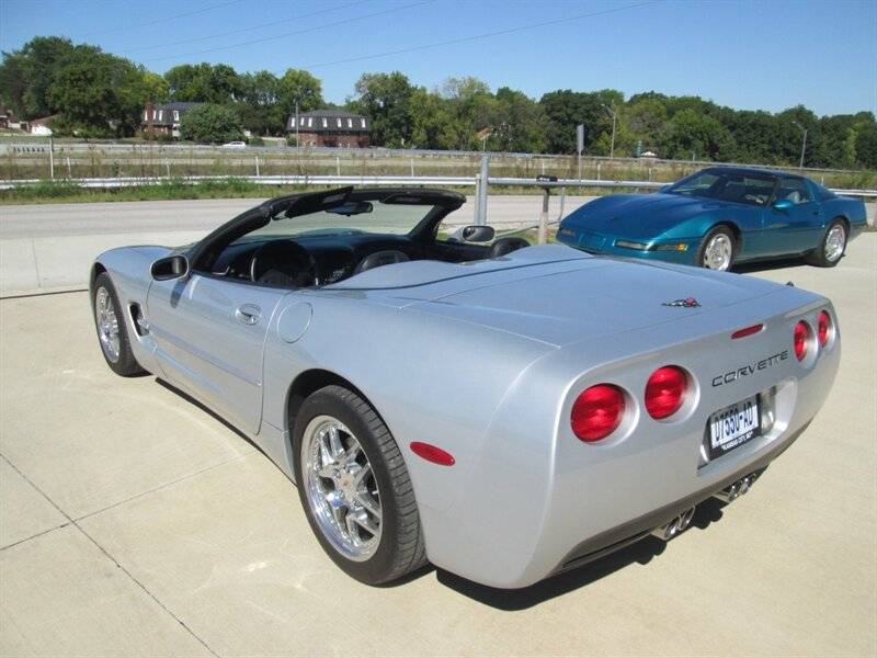 2000 Chevrolet Corvette   - Photo 9 - Pleasant Valley, MO 64068