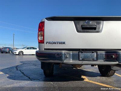2015 Nissan Frontier S   - Photo 14 - Pataskala, OH 43062