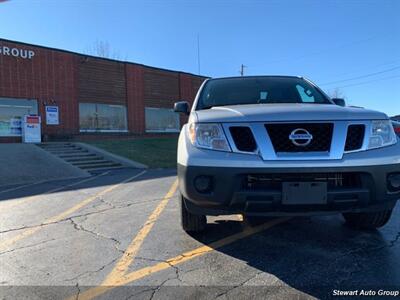2015 Nissan Frontier S   - Photo 4 - Pataskala, OH 43062