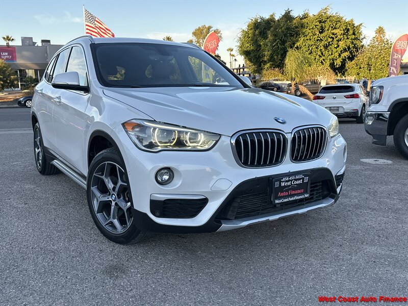 2017 BMW X1 sDrive28i  w/Navigation and Back up Camera