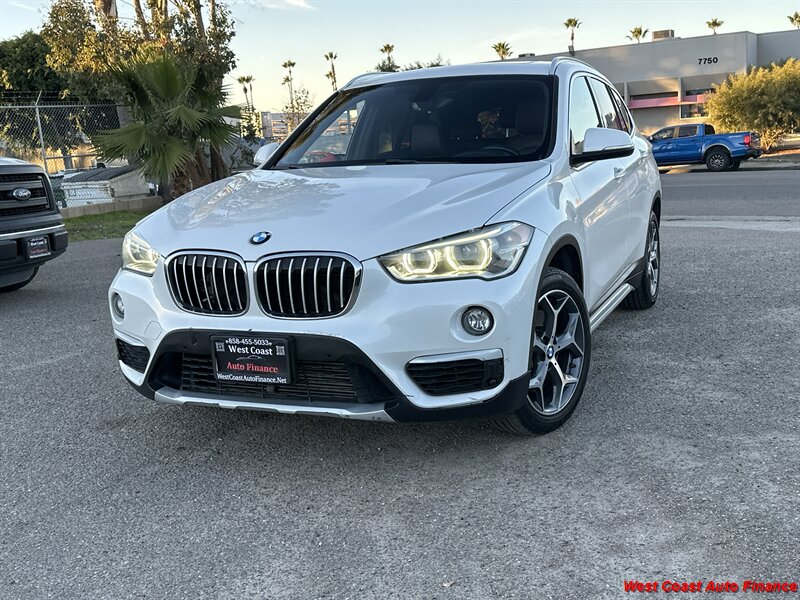 2017 BMW X1 sDrive28i  w/Navigation and Back up Camera