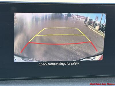 2020 Mazda Mazda3 Sedan Premium w/Bk Up Camera - Photo 4 - San Marcos, CA 92078