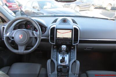 2014 Porsche Cayenne Platinum  w/Navigation and Back up Camera - Photo 5 - San Diego, CA 92111