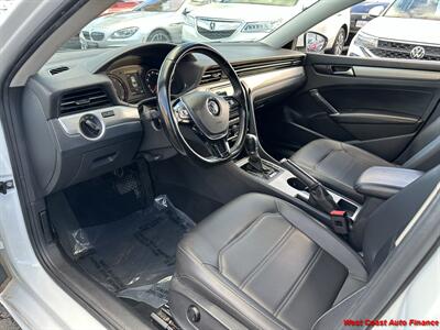 2020 Volkswagen Passat SE  w/Bk Up Camera - Photo 10 - San Marcos, CA 92078