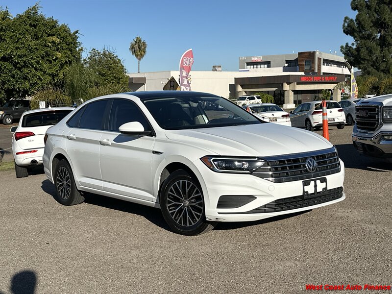 2019 Volkswagen Jetta SEL  w/Bk Up Camera