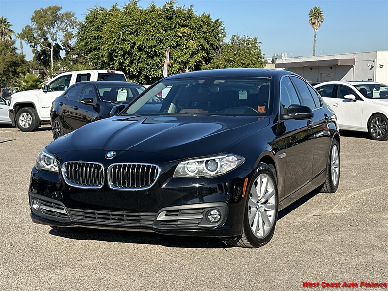 2016 BMW 535i  w/Navigation and Back up Camera