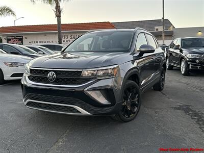 2022 Volkswagen Taos SE w/Bk Up Camera - Photo 2 - San Marcos, CA 92078