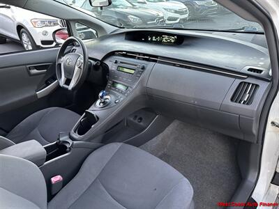 2011 Toyota Prius Two   - Photo 12 - San Marcos, CA 92078