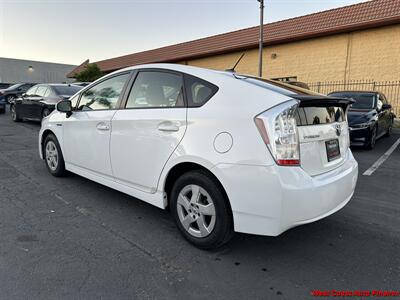 2011 Toyota Prius Two   - Photo 6 - San Marcos, CA 92078