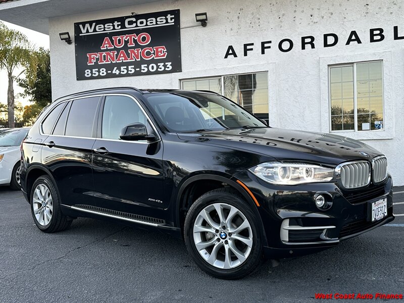 2016 BMW X5 xDrive40e, plug-in Hybrid  AWD- w/Navigation and Back up Camera