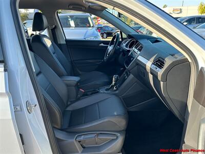 2018 Volkswagen Tiguan 2.0T SE  w/Bk Up Camera - Photo 60 - San Diego, CA 92111