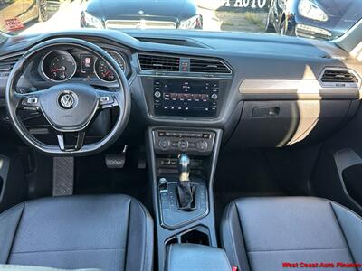 2018 Volkswagen Tiguan 2.0T SE  w/Bk Up Camera - Photo 10 - San Diego, CA 92111