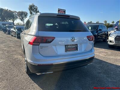 2018 Volkswagen Tiguan 2.0T SE  w/Bk Up Camera - Photo 24 - San Diego, CA 92111
