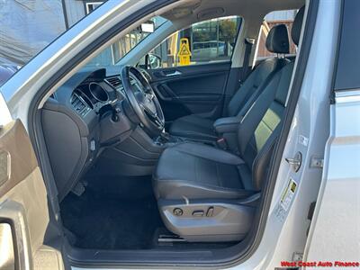 2018 Volkswagen Tiguan 2.0T SE  w/Bk Up Camera - Photo 37 - San Diego, CA 92111