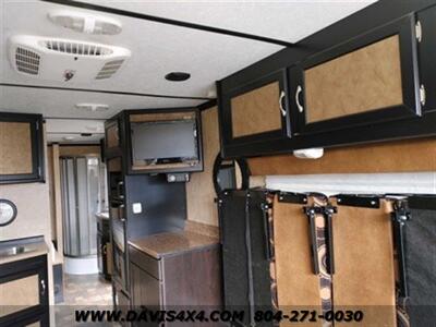2011 Forest River Ultra Work & Play Toy Hauler Model 25UL   - Photo 10 - North Chesterfield, VA 23237