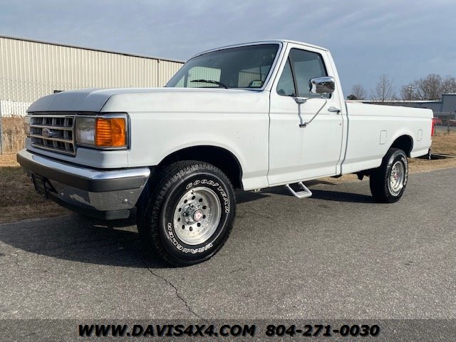 Ford Super Duty Left Side Cab Corner - 1987-1997 Regular & Crew Cab, Black, Part #1987-113