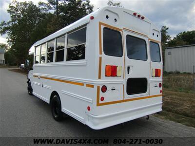 2010 GMC 3500 Multi Passenger Van/Shuttle Bus/School Bus  With Handicapped Equipped Ramp - Photo 4 - North Chesterfield, VA 23237