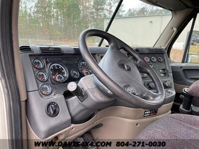 2015 Freightliner Cascadia Cab Tandem Axle Tractor Trailer With A DD15 Diesel   - Photo 9 - North Chesterfield, VA 23237