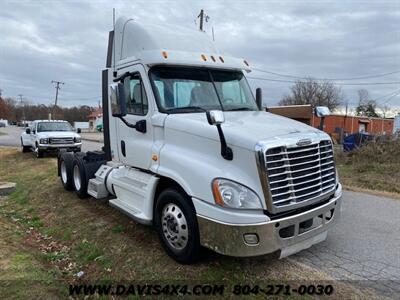 2015 Freightliner Cascadia Cab Tandem Axle Tractor Trailer With A DD15 Diesel   - Photo 3 - North Chesterfield, VA 23237