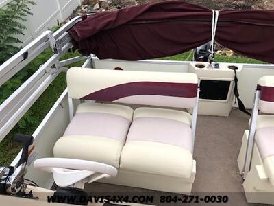 2005 Voyager Boat 18.5 Ft Pontoon Boat With Mercury 25 HP Outboard  Engine - Photo 8 - North Chesterfield, VA 23237