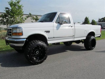 1997 Ford F-350 XLT   - Photo 1 - North Chesterfield, VA 23237