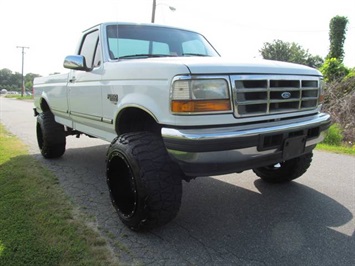 1997 Ford F-350 XLT   - Photo 3 - North Chesterfield, VA 23237