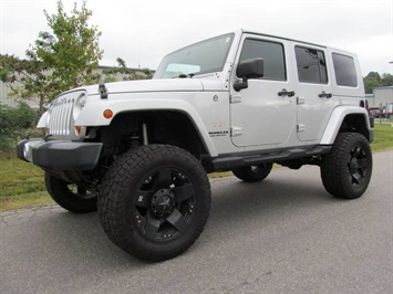 2008 Jeep Wrangler Unlimited Sahara Lifted Off Road 4X4 Manual   - Photo 1 - North Chesterfield, VA 23237