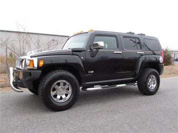 2006 Hummer H3 (SOLD)   - Photo 1 - North Chesterfield, VA 23237