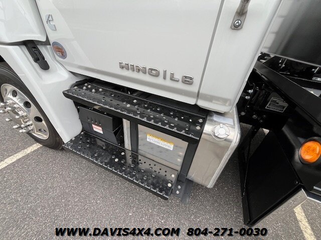 2025 Hino L6 Century Rollback Tow Truck - Photo 24 - North Chesterfield, VA 23237