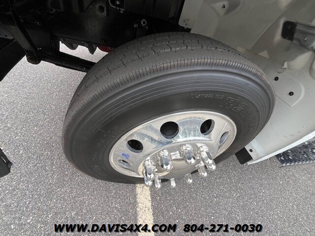 2025 Hino L6 Century Rollback Tow Truck - Photo 10 - North Chesterfield, VA 23237